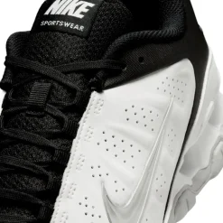 Scarpe uomo Reax 8 TR