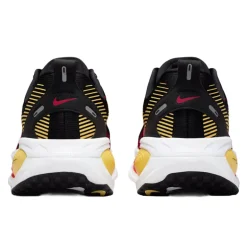 Scarpe uomo Vomero 18